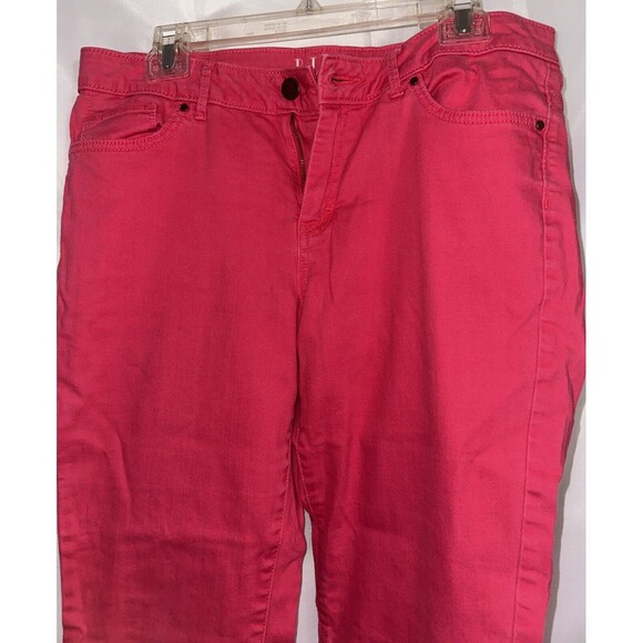 ELLE Women's Solid Bright Pink Mid-Rise Skinny Denim Jeans Pants Size 10 - Picture 2 of 11